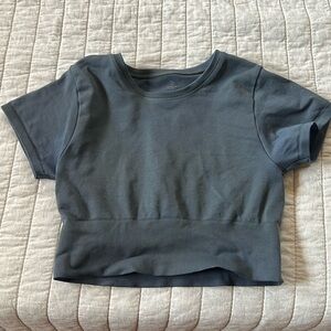 Offline cropped workout top